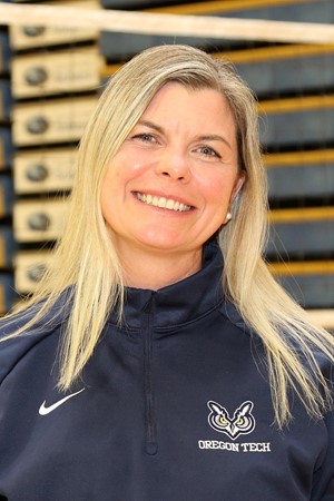Assistant Coach Jen Murczek