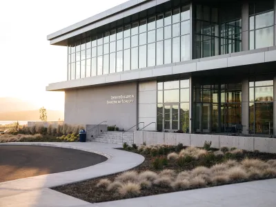Photograph of the CEET building on the Klamath Falls campus near sunrise.