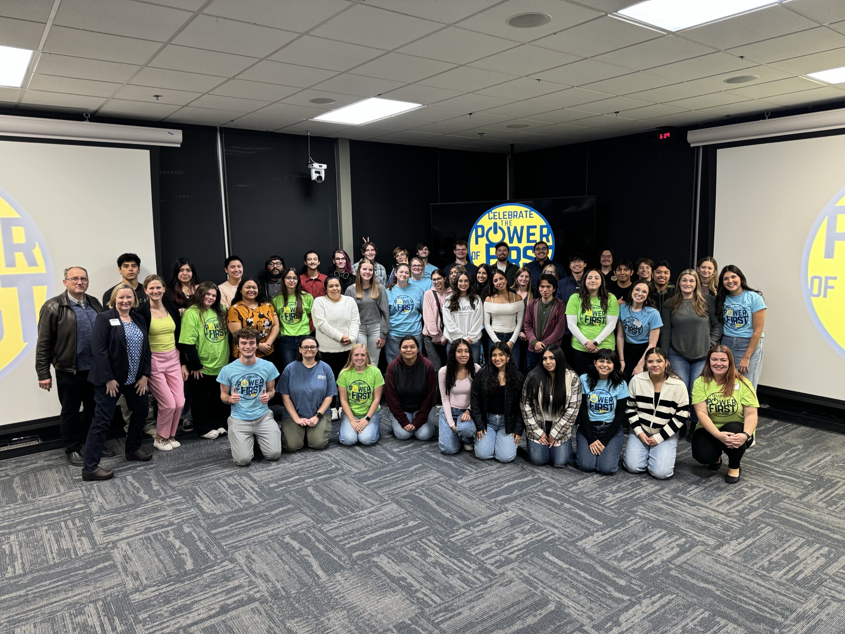 TOP First Gen Dinner Group Photo