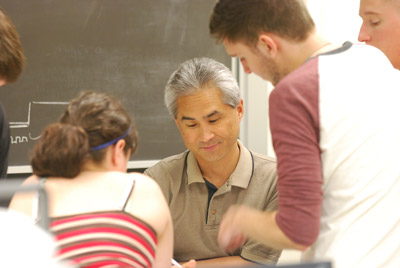 cset-professor-helping-students