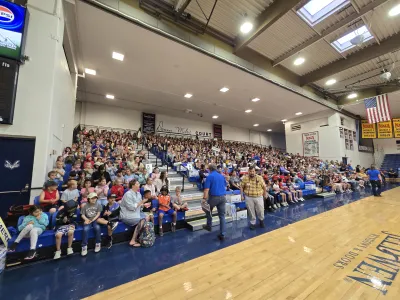 2025 Klamath Cares Klamath Reads
