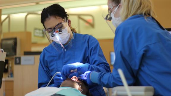 dental students at clinic