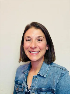 Hannah Levine Headshot